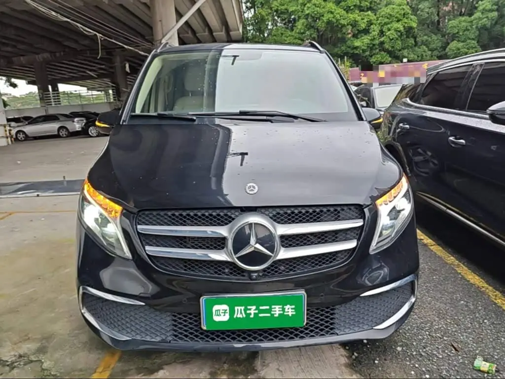 Mercedes-Benz V-Class 2021 — Photo 3/20
