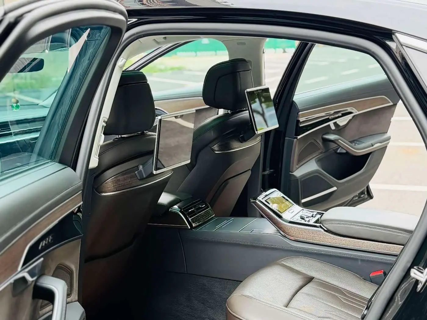 Audi A8 2020 — Photo 8/12
