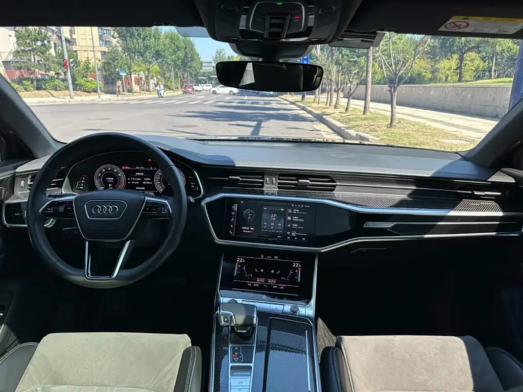 Audi A6L 2024 — Photo 8/9