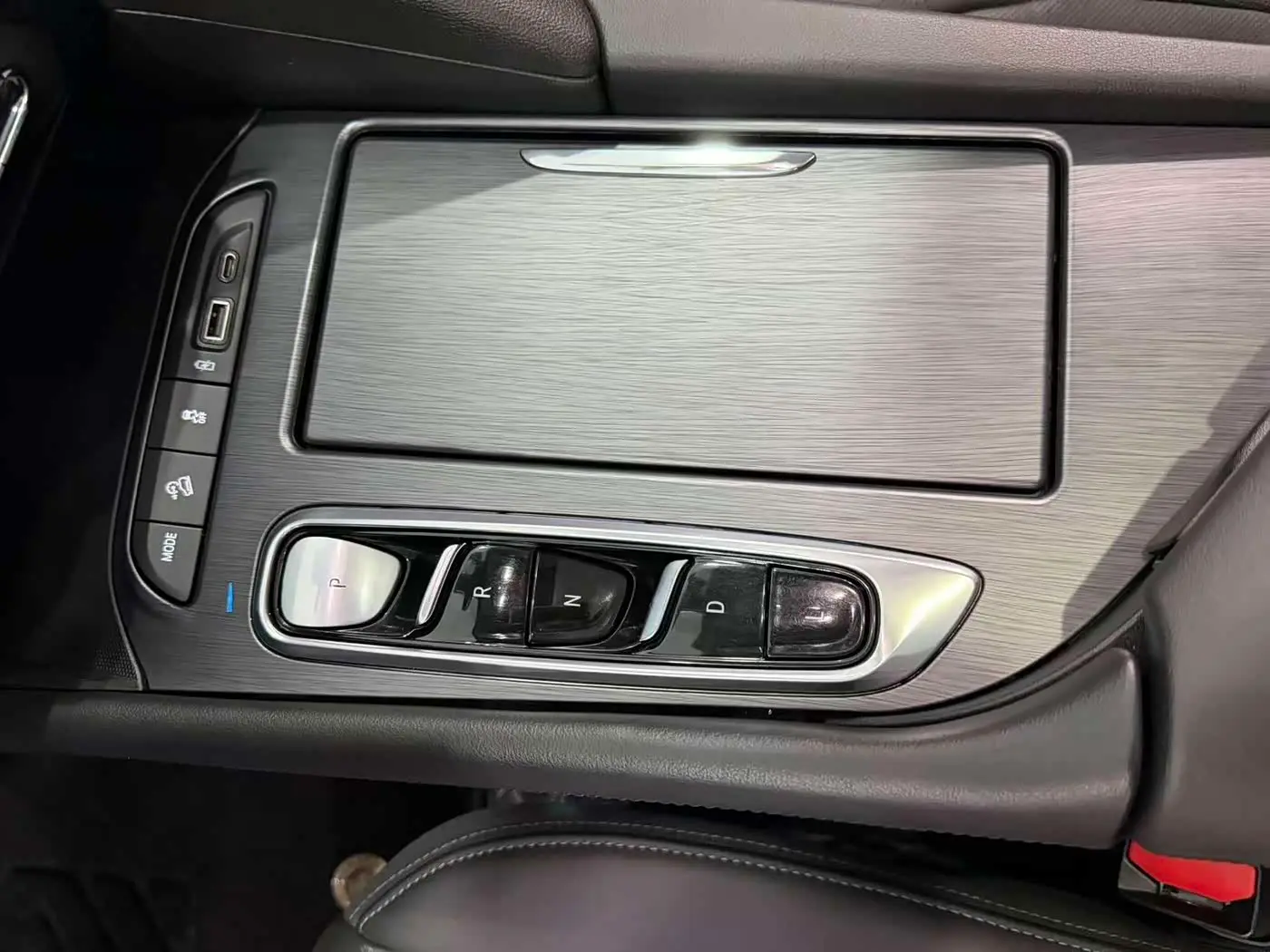 Buick Enclave 2020 — Фото 11/13
