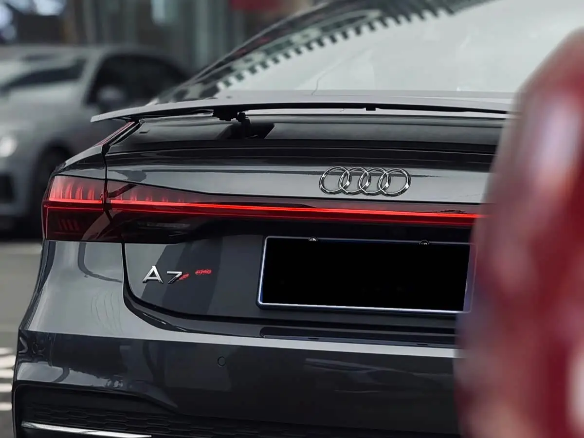 Audi A7 2024 — Photo 12/16