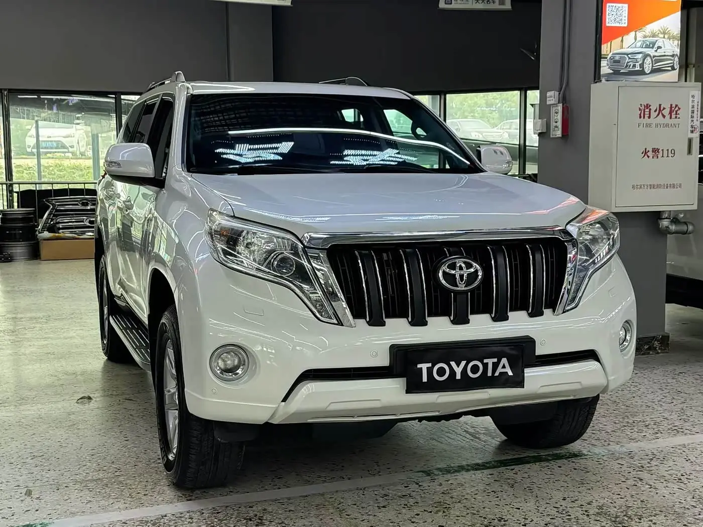 Toyota Prado 2017 — Фото 1/9