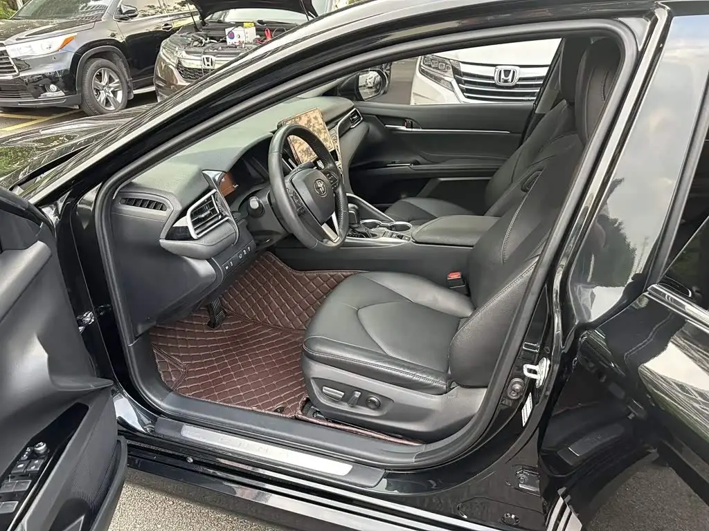 Toyota Camry 2022 — Şəkil 7/9