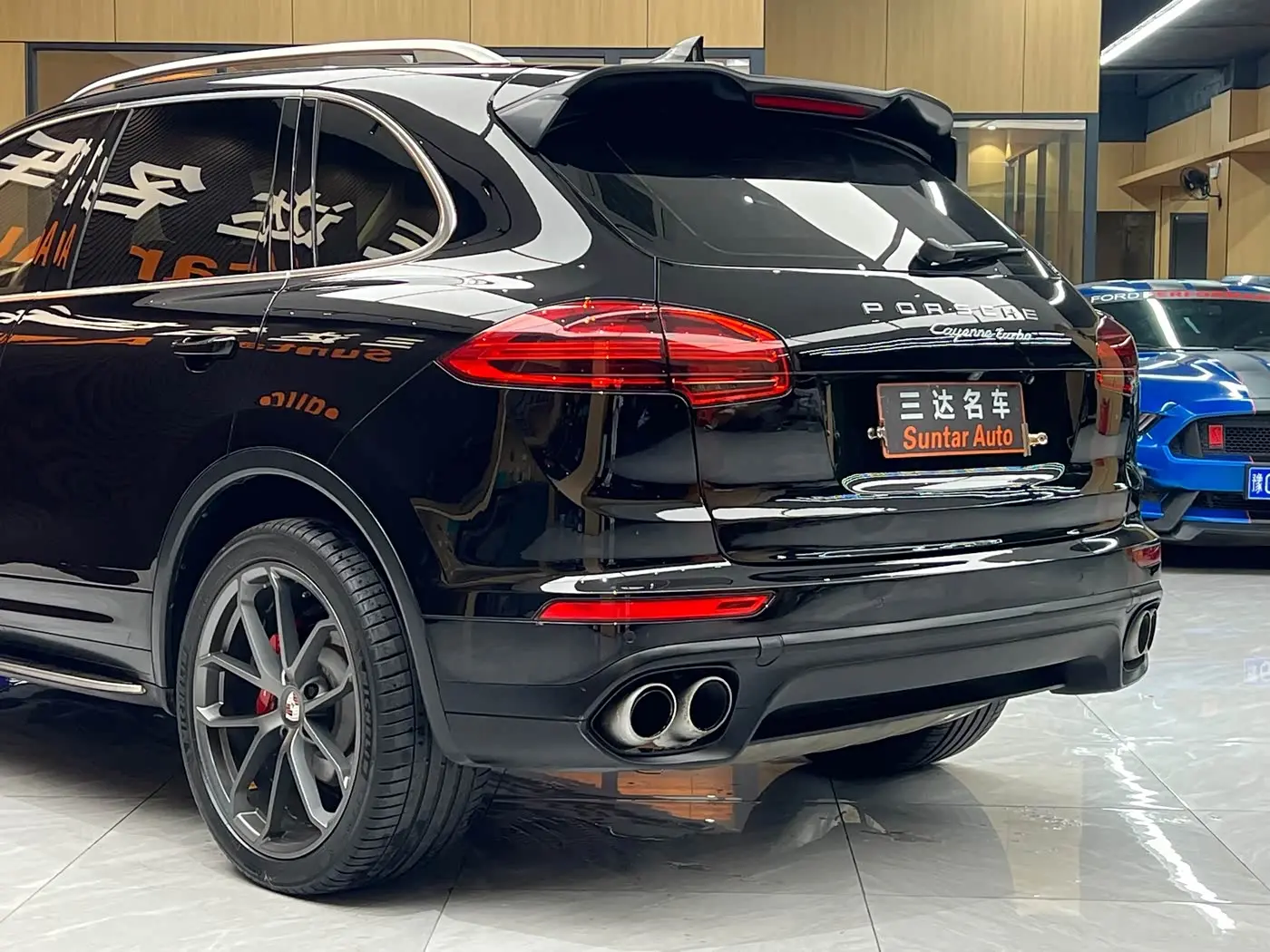 Porsche Cayenne 2013 — Фото 13/20