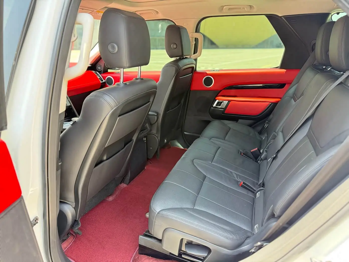 Land Rover Discovery 2019 — Şəkil 5/12
