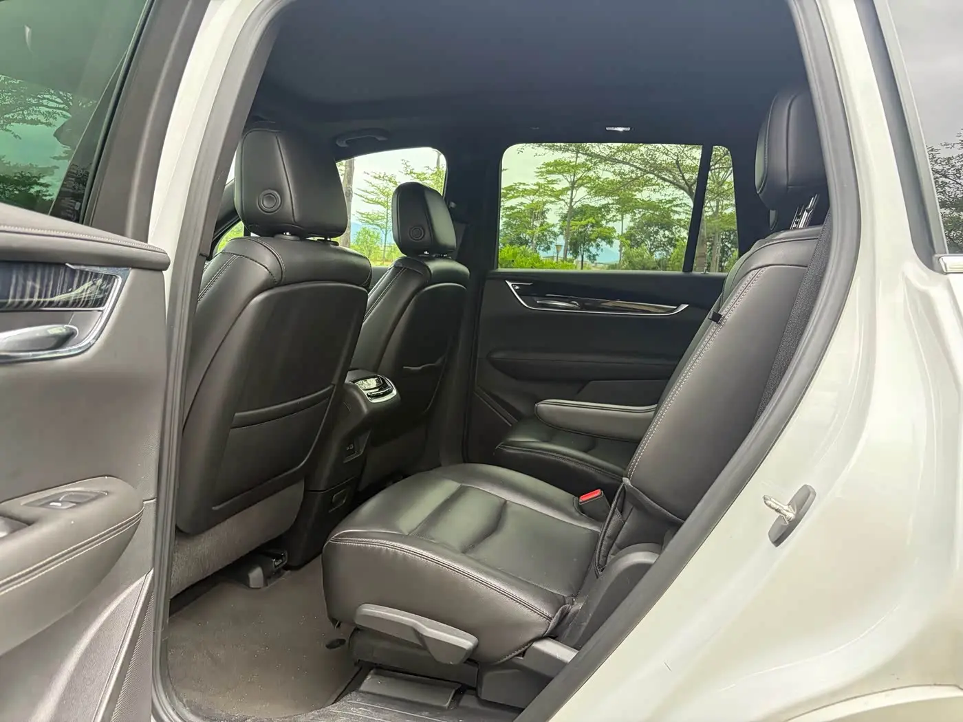 Cadillac XT6 2023 — Photo 5/9