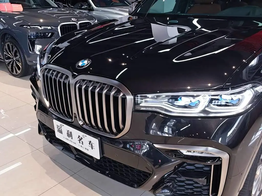 BMW X7 2021 — Фото 7/20