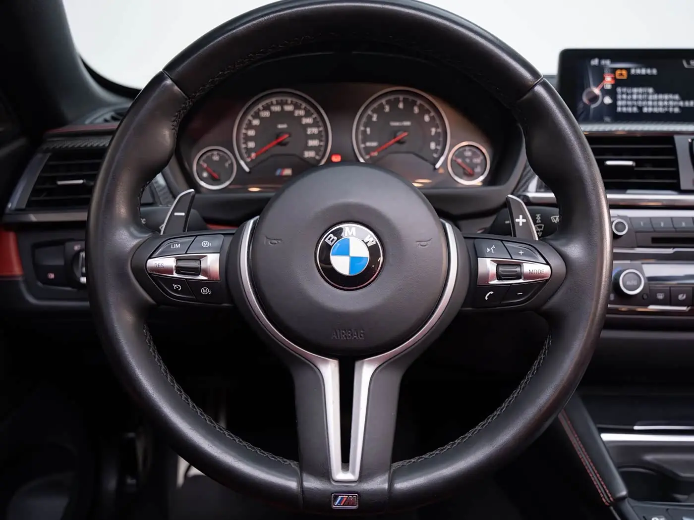 BMW M4 2016 — Photo 15/19