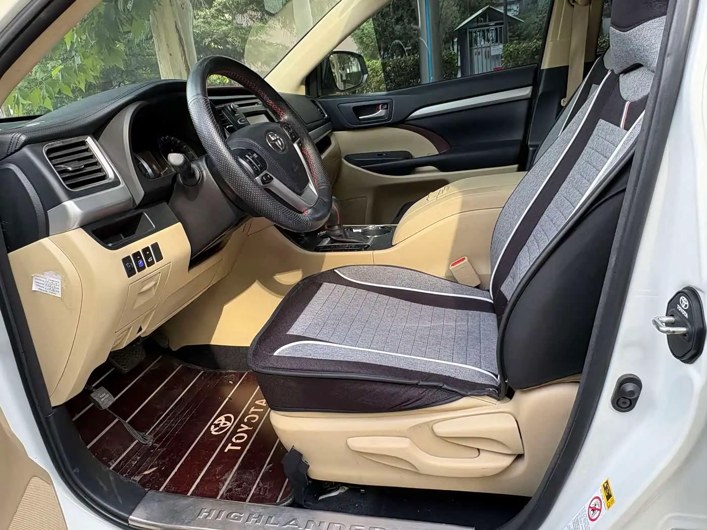 Toyota Highlander 2016 — ფოტო 4/9