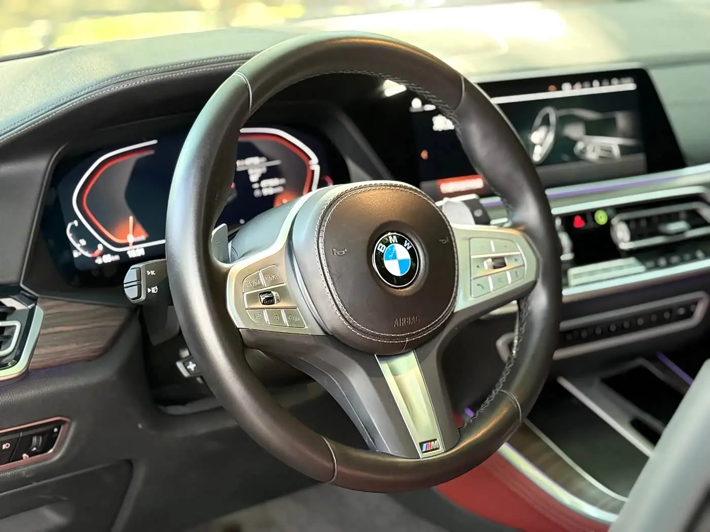 BMW X5 2023 — Photo 8/17