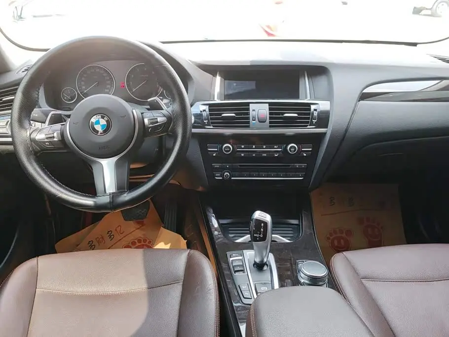 BMW X3 2017 — Фото 12/16