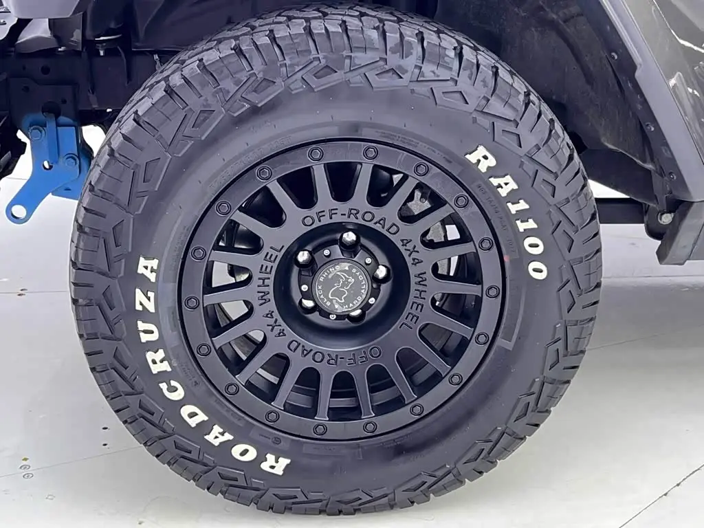 Jeep Wrangler 4xe 2022 — Фото 11/20