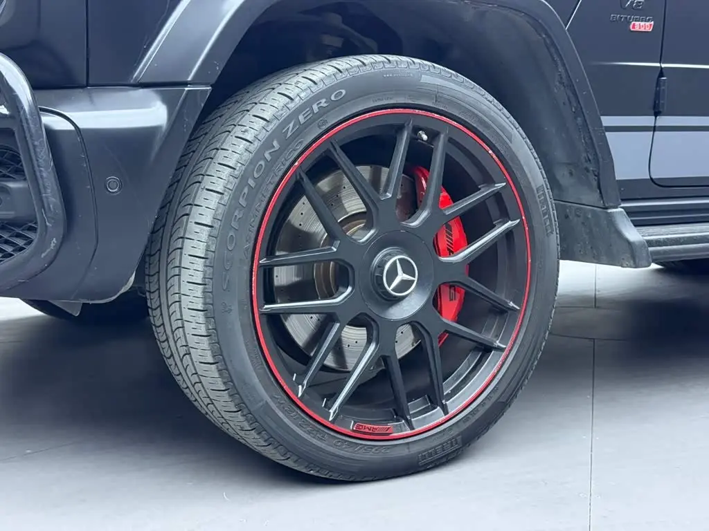 Mercedes-Benz G-Class AMG 2019 — Фото 6/20