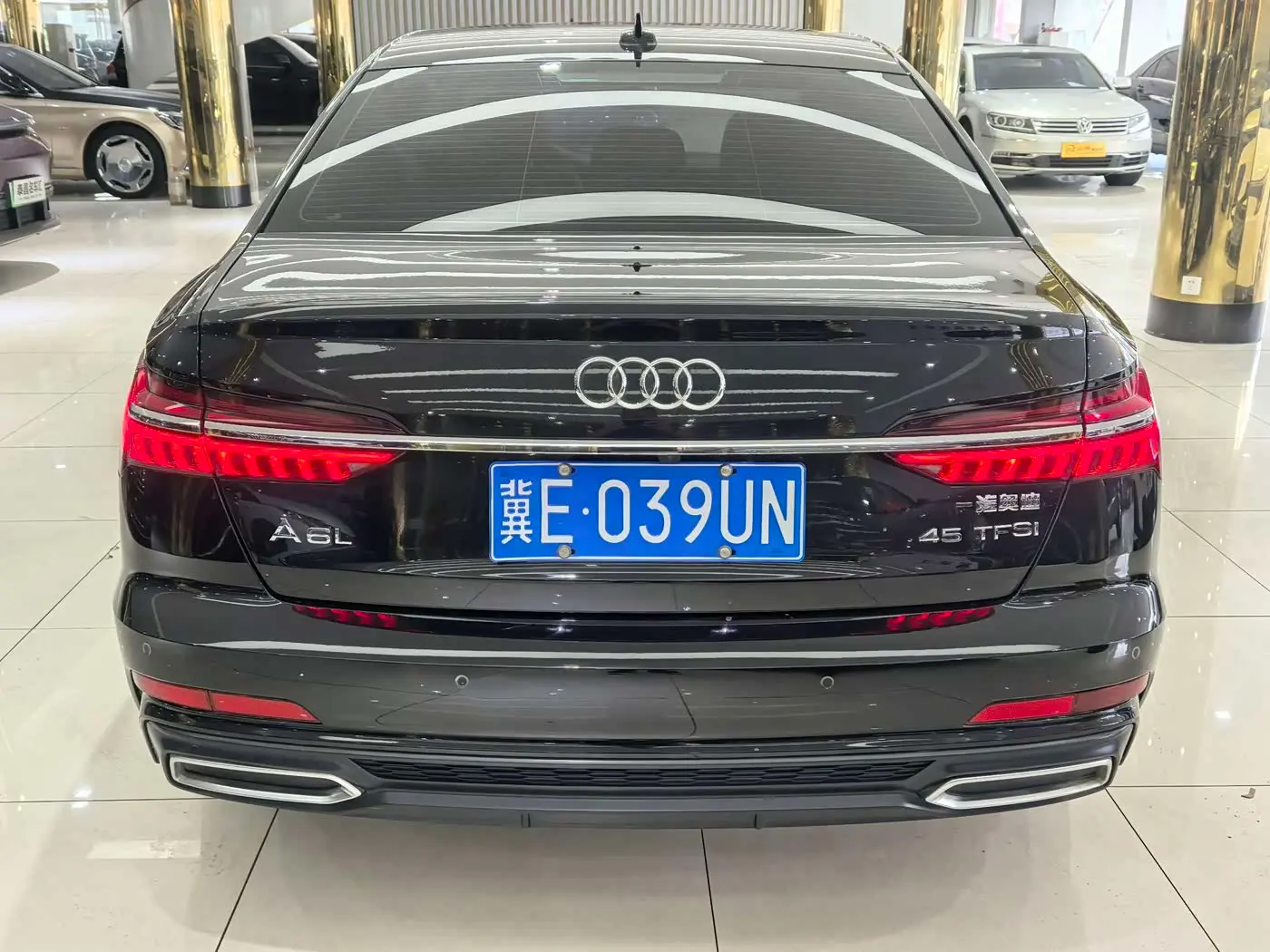 Audi A6L 2021 — Photo 8/15