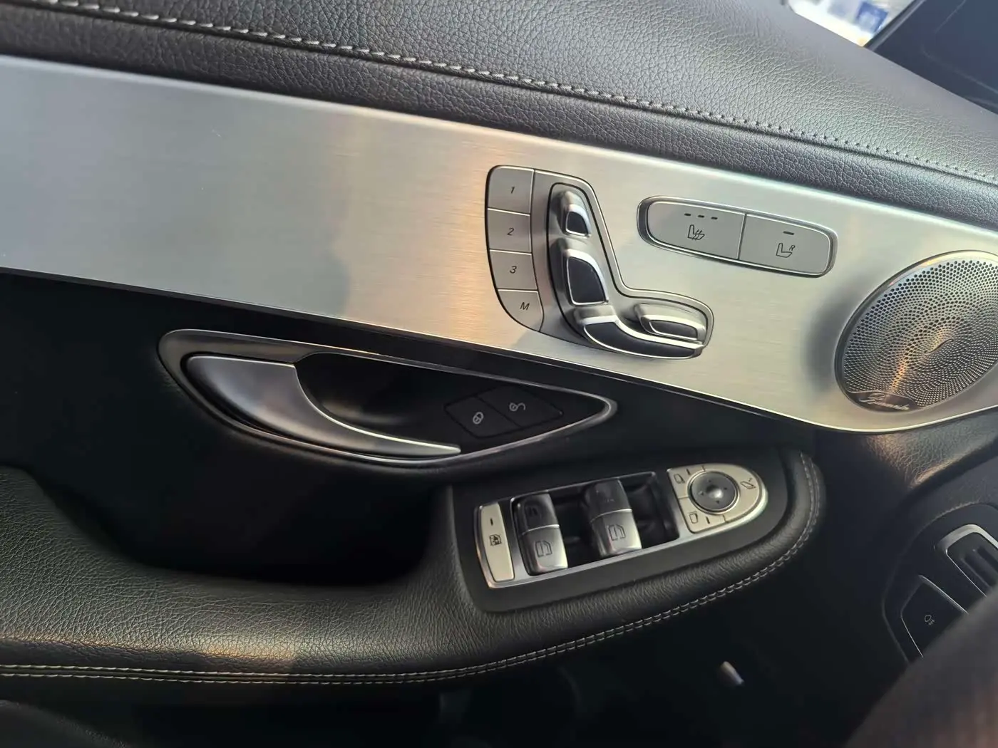 Mercedes-Benz GLC 2022 — Şəkil 14/19