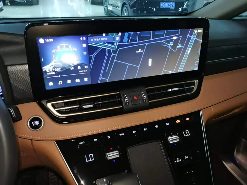 Hongqi HQ9 PHEV 2025 — Şəkil 13/20