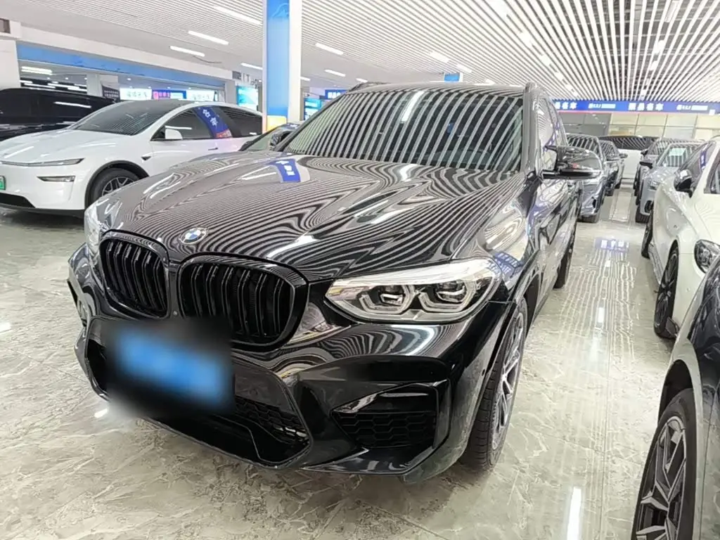 BMW X3 2021 — Фото 2/20