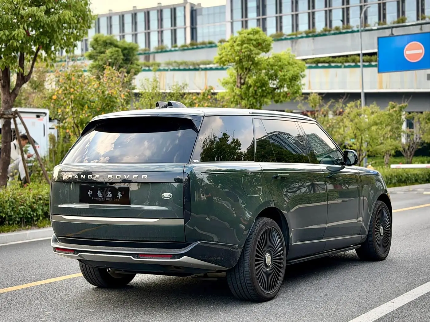 Land Rover Range Rover 2024 — Фото 6/20