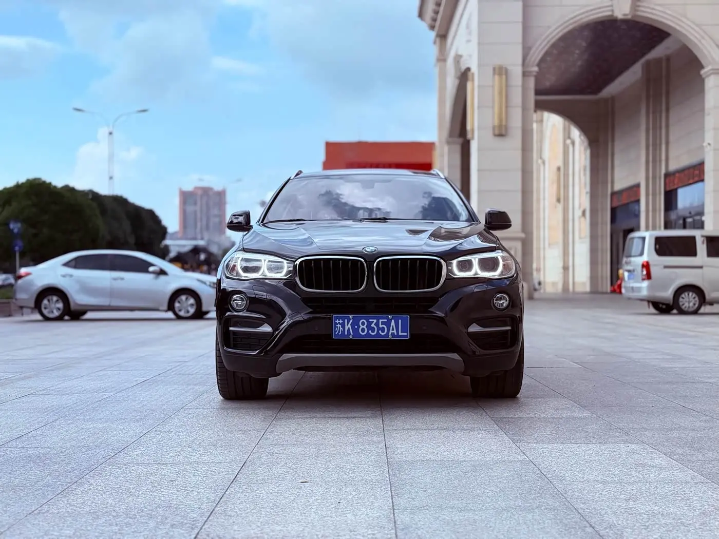 BMW X6 2015 — Photo 2/15