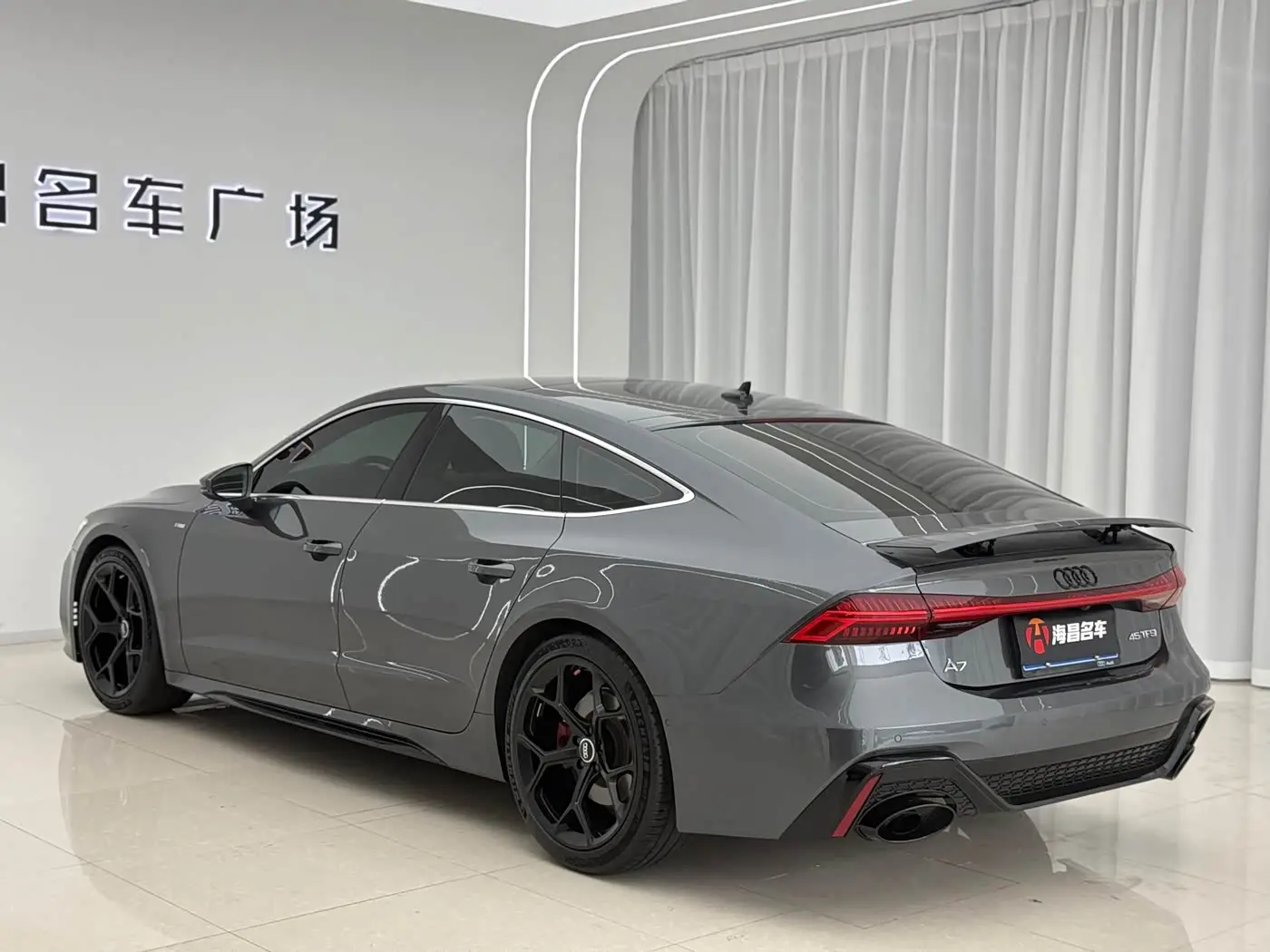 Audi A7 2022 — Фото 7/10