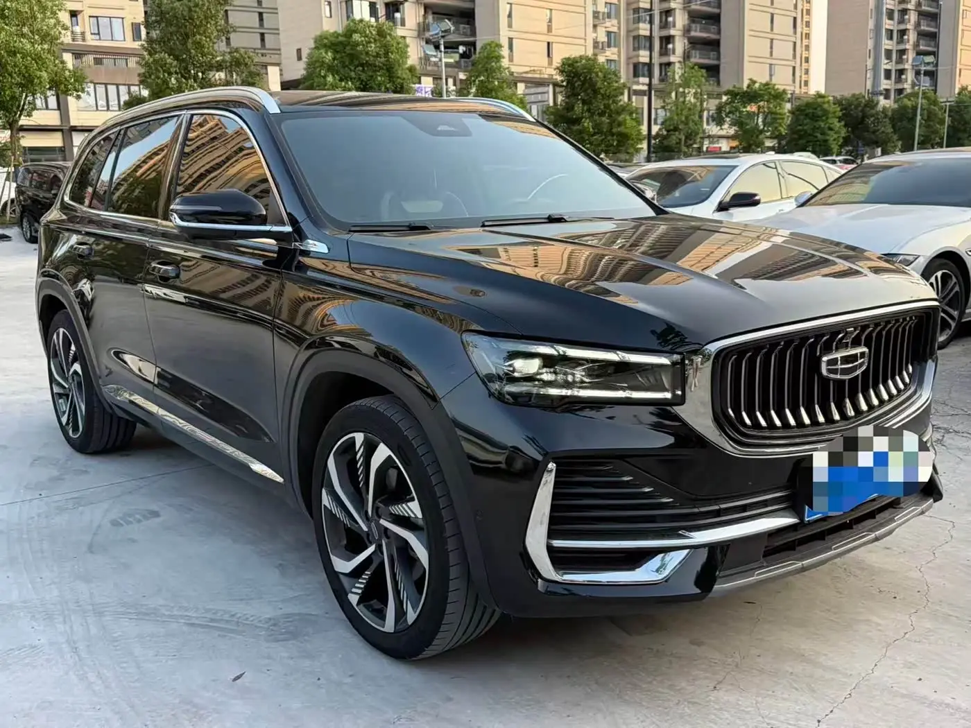 Geely Xingyue L 2022 — Фото 3/14