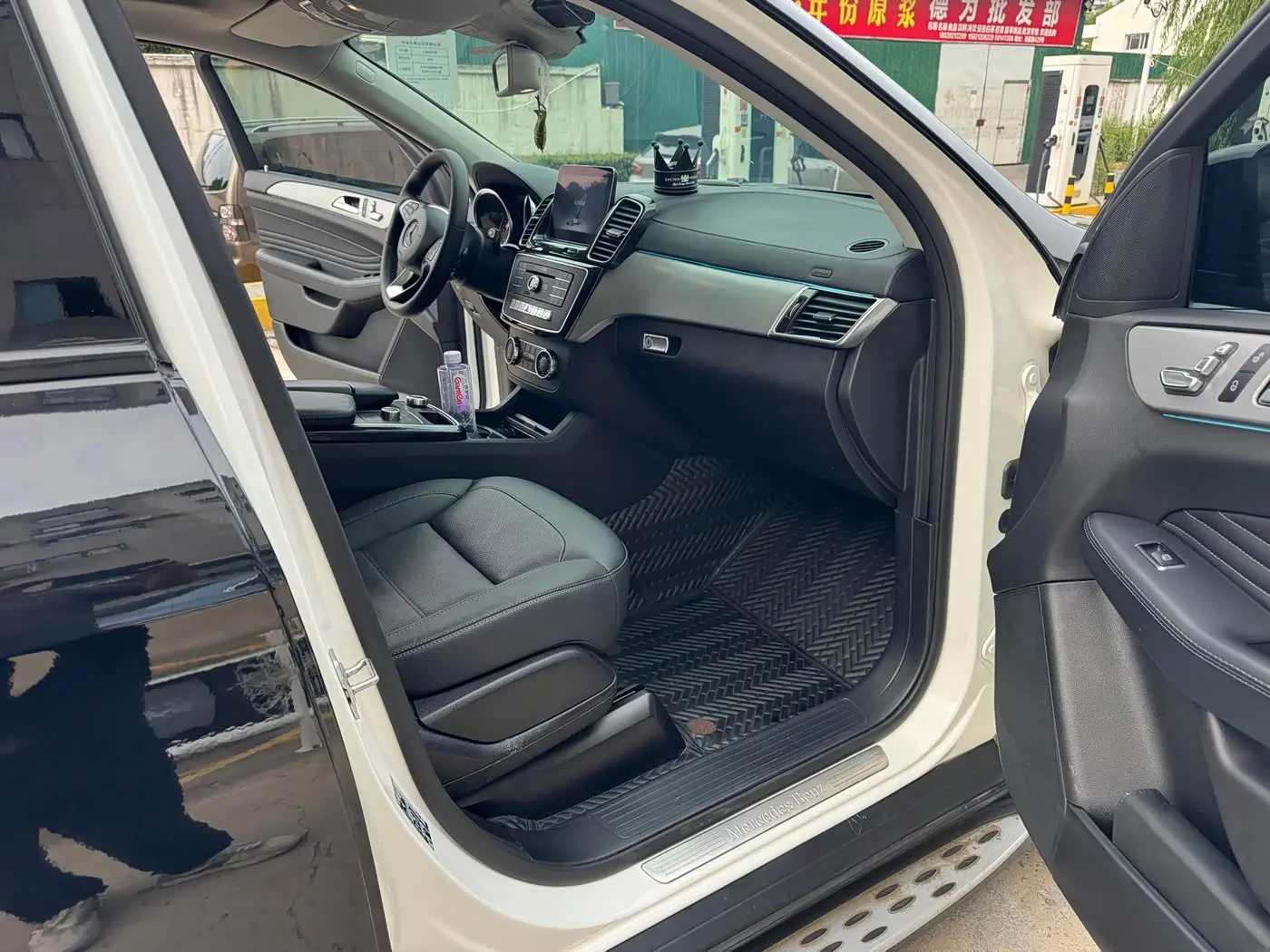 Mercedes-Benz GLE Coupe 2018 — Şəkil 7/19