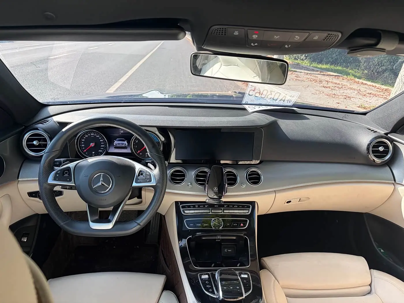 Mercedes-Benz E-Class 2018 — Фото 10/13