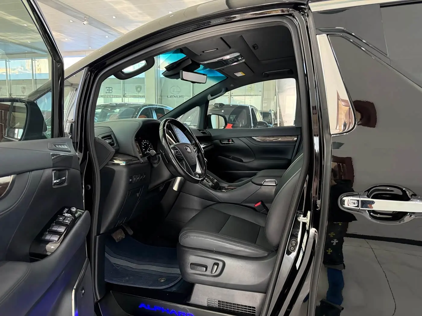 Toyota Alphard 2022 — Şəkil 7/20