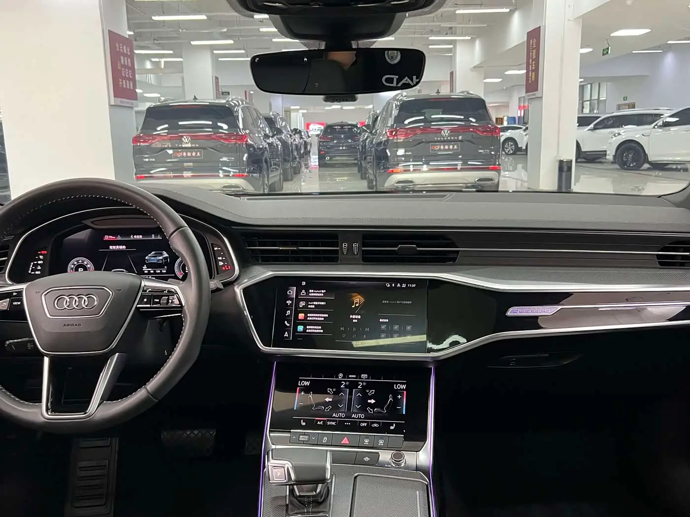 Audi A6L 2021 — Şəkil 11/18