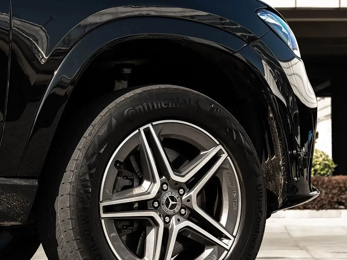 Mercedes-Benz GLE 2022 — Photo 15/20