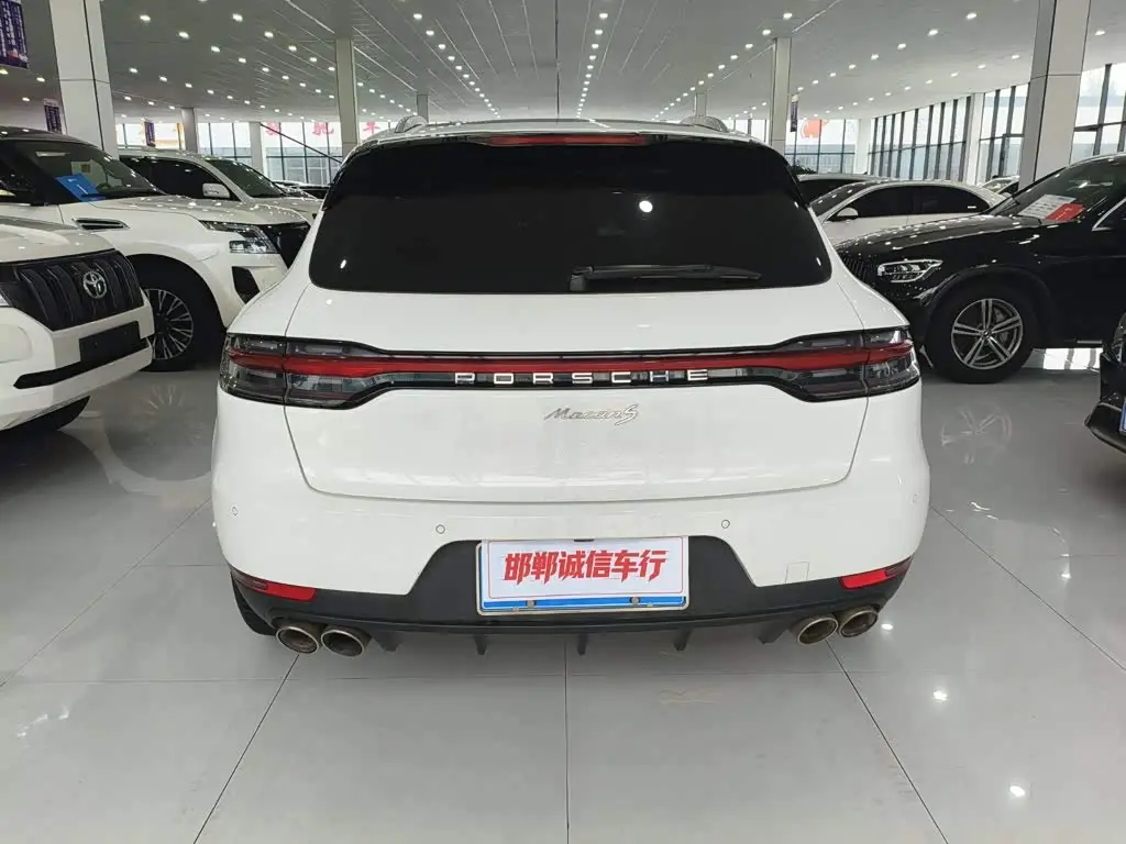 Porsche Macan 2020 — Фото 5/17