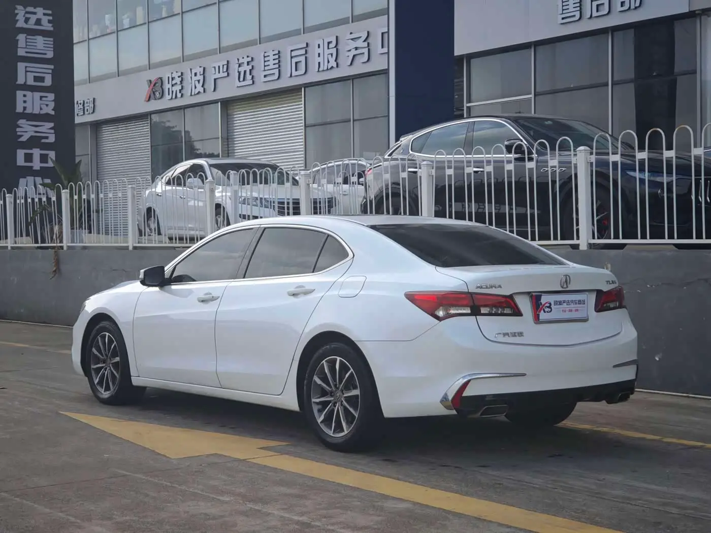 Acura TLX-L 2018 — Фото 3/17