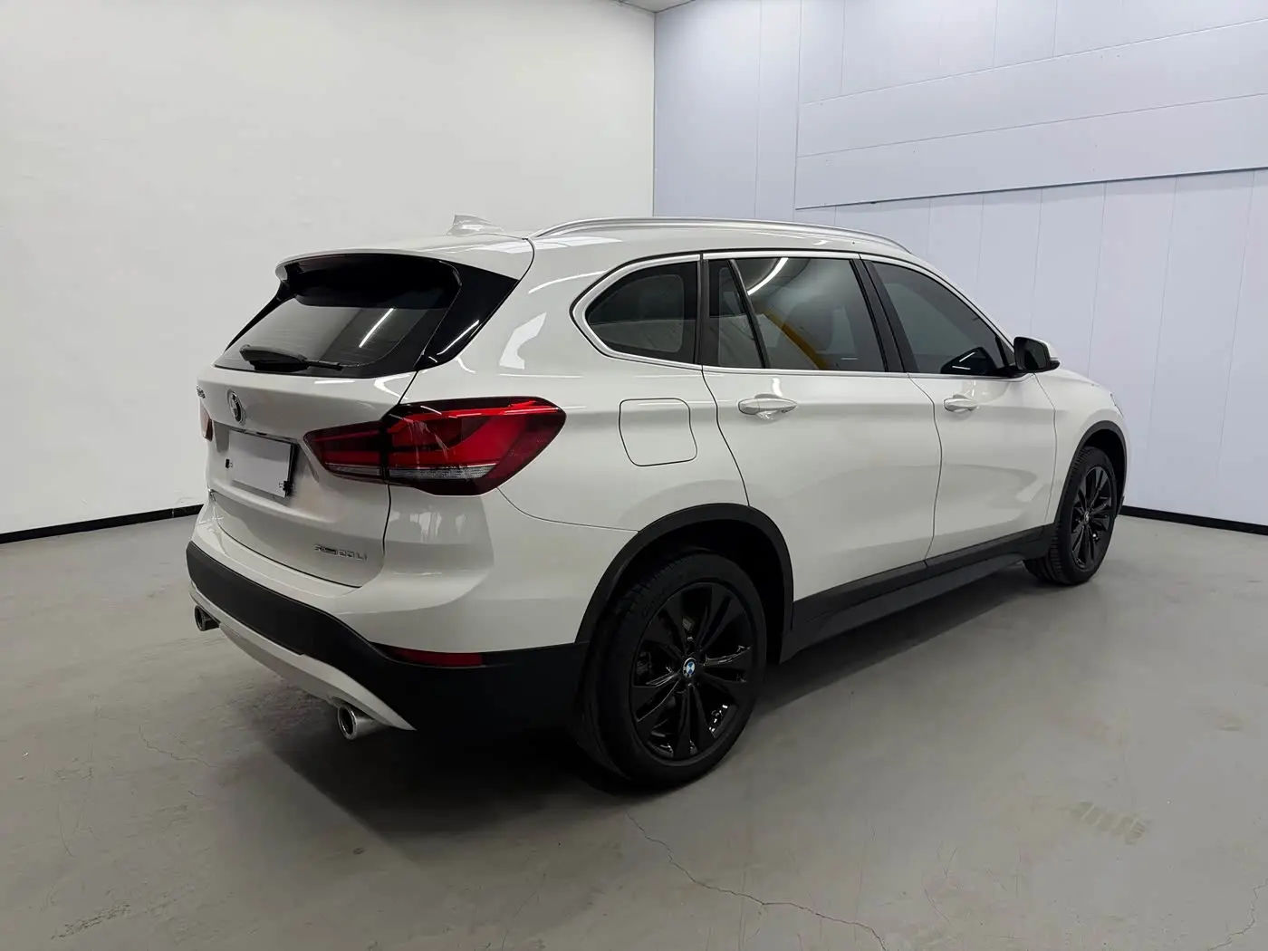 BMW X1 2021 — Photo 6/13