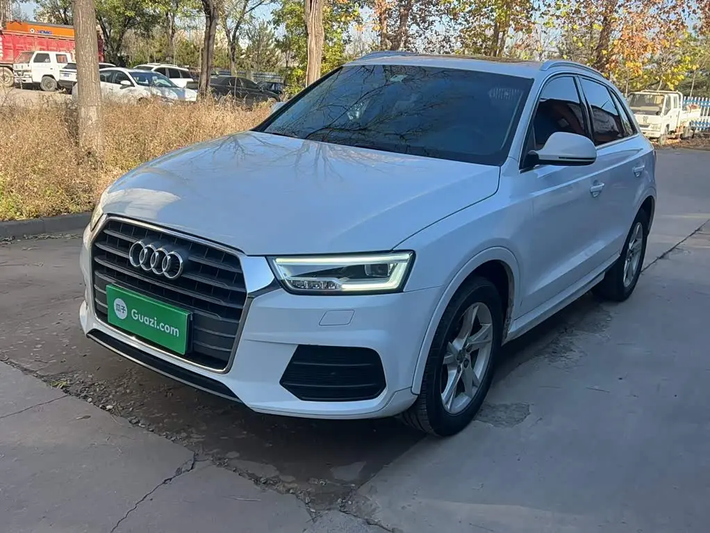 Audi Q3 2018 — Şəkil 1/11