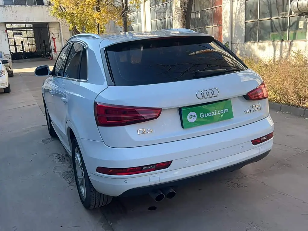 Audi Q3 2018 — Şəkil 7/11