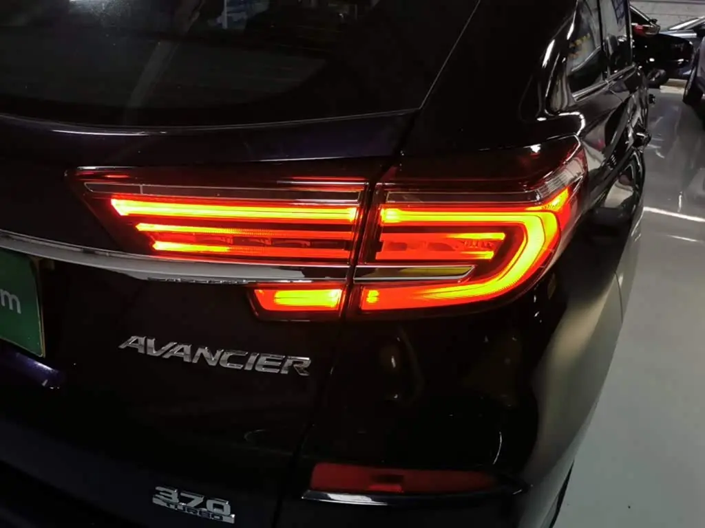 Honda Avancier 2025 — Photo 8/20