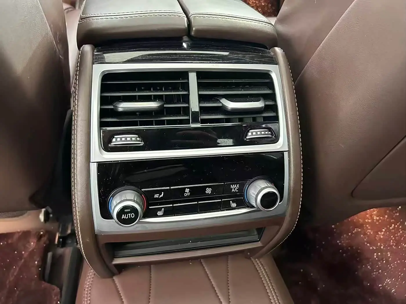 BMW 7 Series 2021 — Şəkil 13/20