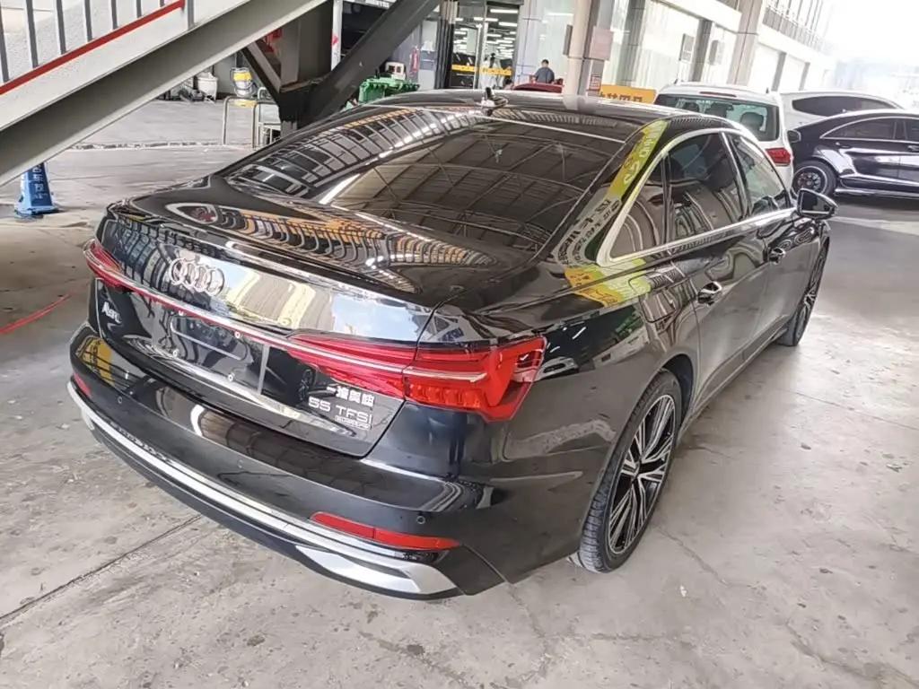 Audi A6L 2023 — Photo 7/20
