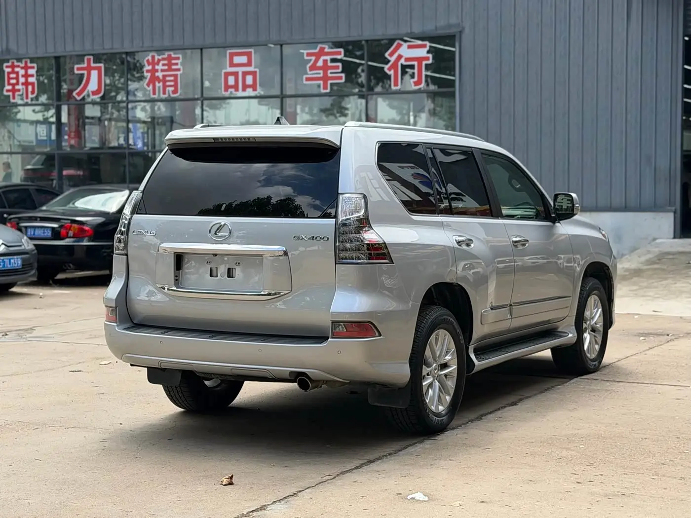 Lexus GX 2014 — Photo 7/20
