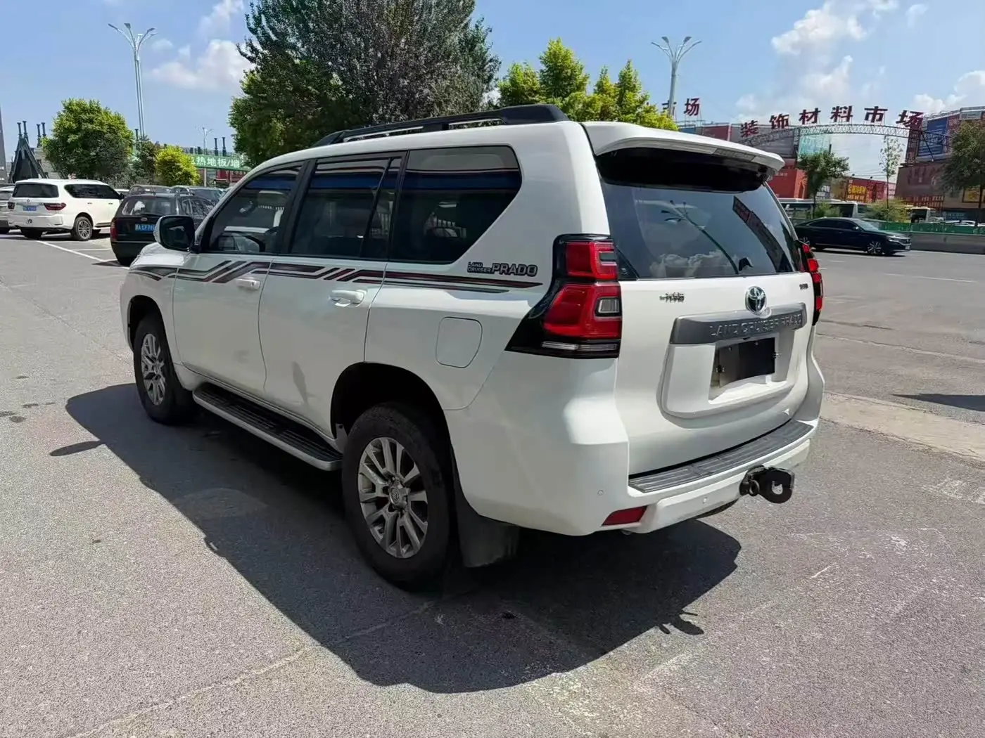 Toyota Prado 2019 — Photo 7/9