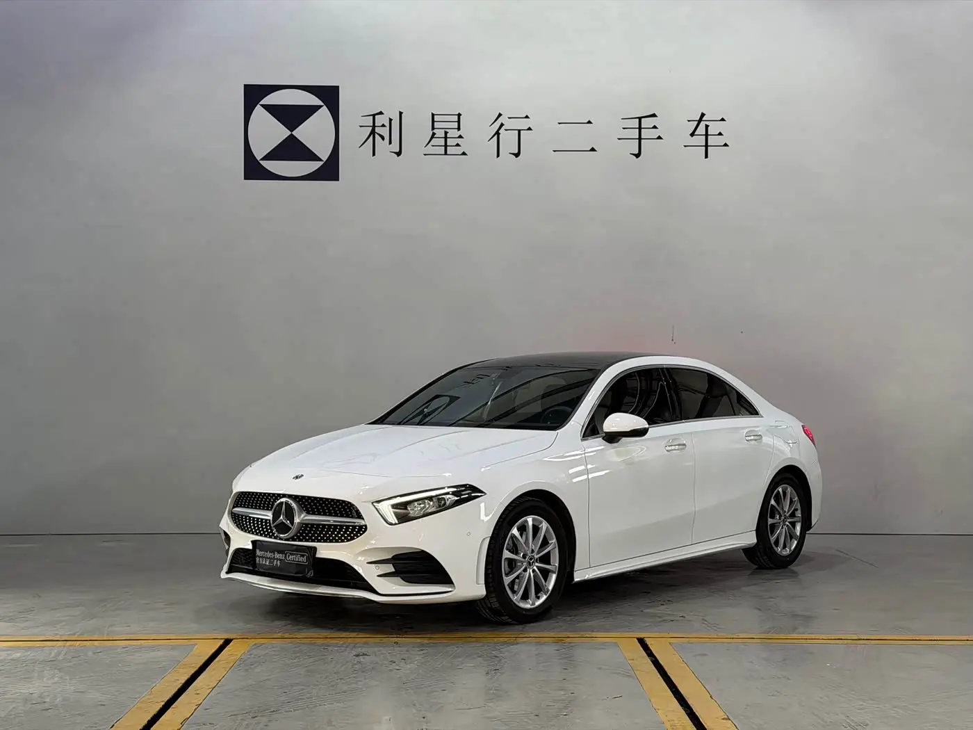 Mercedes-Benz A-Class 2020 — Фото 1/19