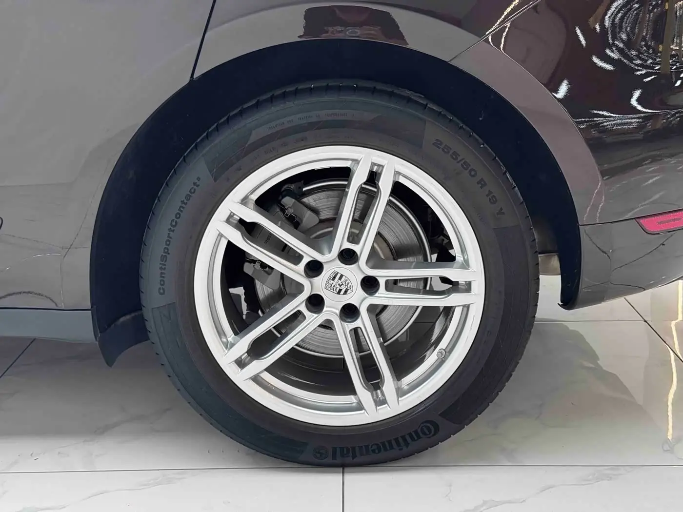 Porsche Macan 2021 — Photo 6/16