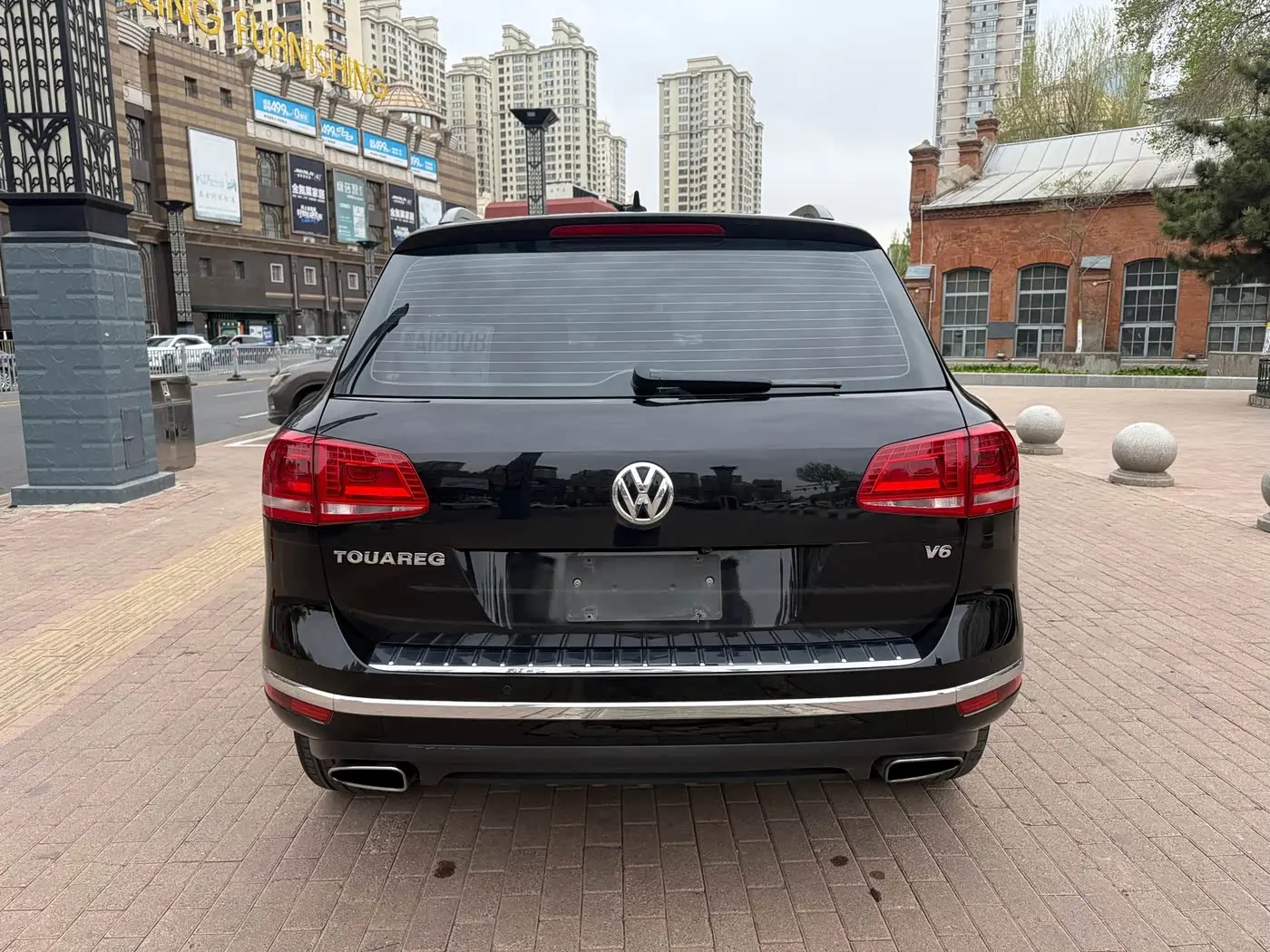 Volkswagen Touareg 2018 — Фото 6/19