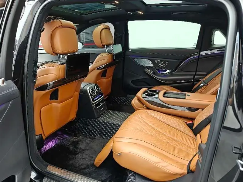 Mercedes-Benz Maybach S-Class 2021 — Photo 18/18