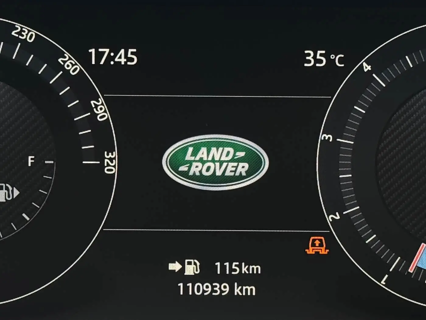 Land Rover Range Rover Sport 2017 — Photo 9/17