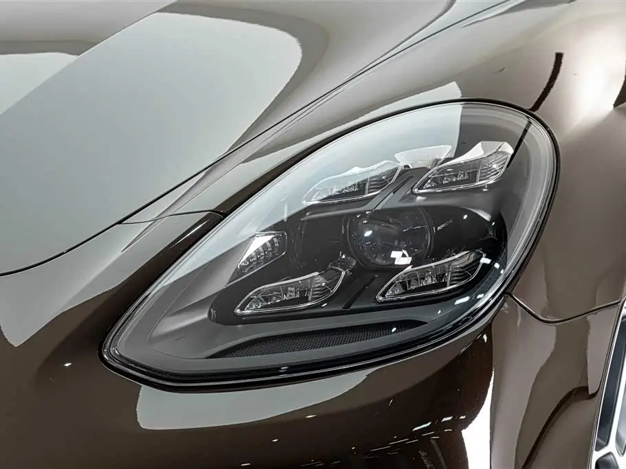 Porsche Panamera 2022 — Фото 4/20