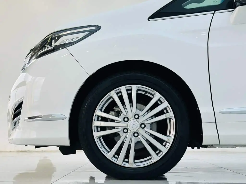 Honda Elysion 2018 — Şəkil 9/20