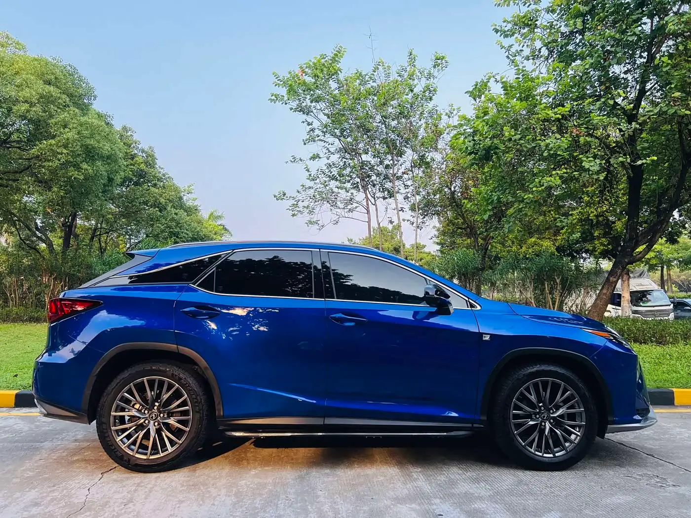Lexus RX 2019 — Şəkil 4/20