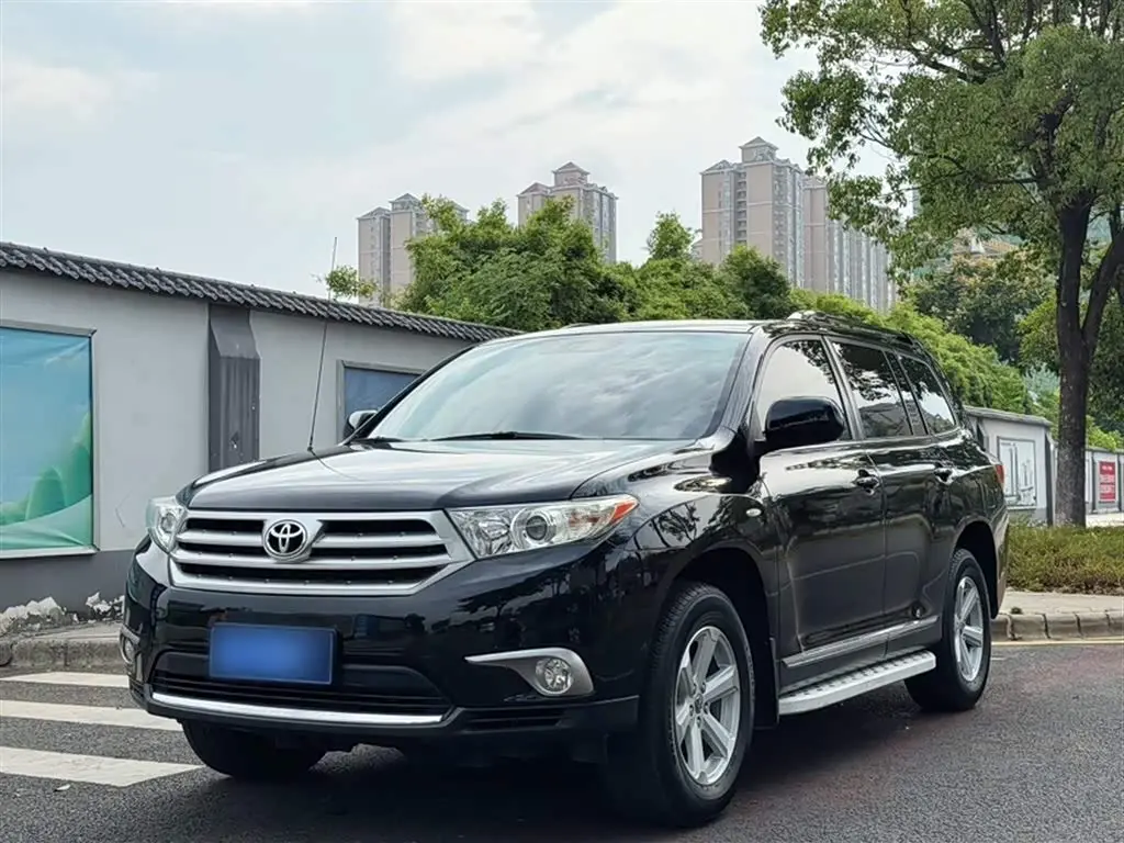 Toyota Highlander 2014 — Photo 3/16
