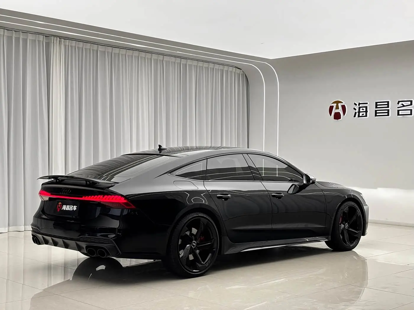 Audi S7 2021 — Фото 15/17